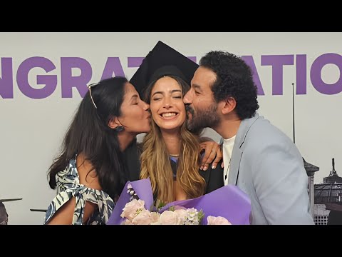 فرحة مني زكي وأحمد حلمي بتخرج بنتهم لي لي وزغروتة أصيلة من مني زكي في حفل التخرج في أمريكا 😂