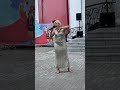 выступление Ирайды Тресвятской на благотворительном концерте с авторской песней Апрель.