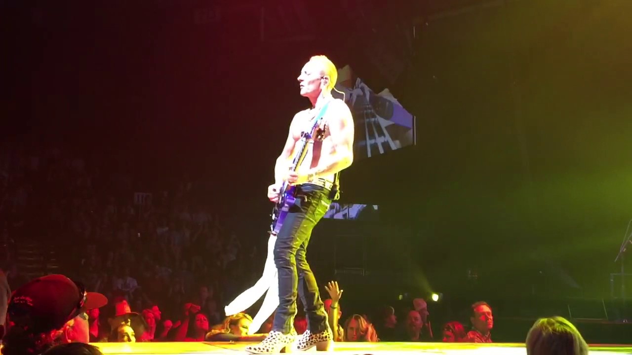 Def Leppard - "Rock of Ages/Photograph" - Brick Breeden Fieldhouse - Bozeman, MT - 5/31/17 - YouTube