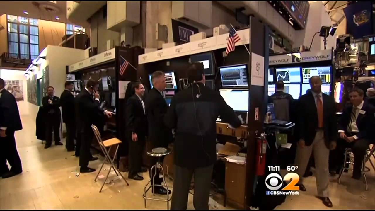 Golfer Phil Mickelson Investigated For Insider Trading