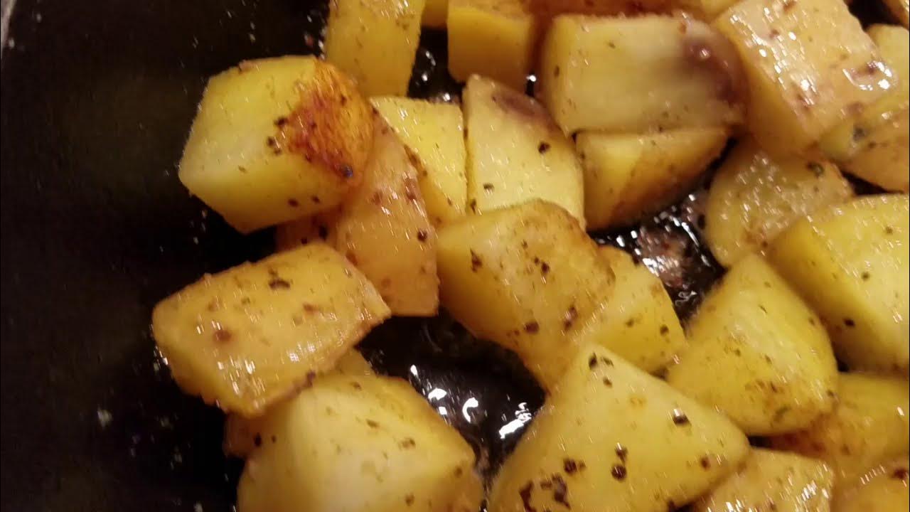 Crispy fried potatoes in a cast iron skillet without sticking! YouTube