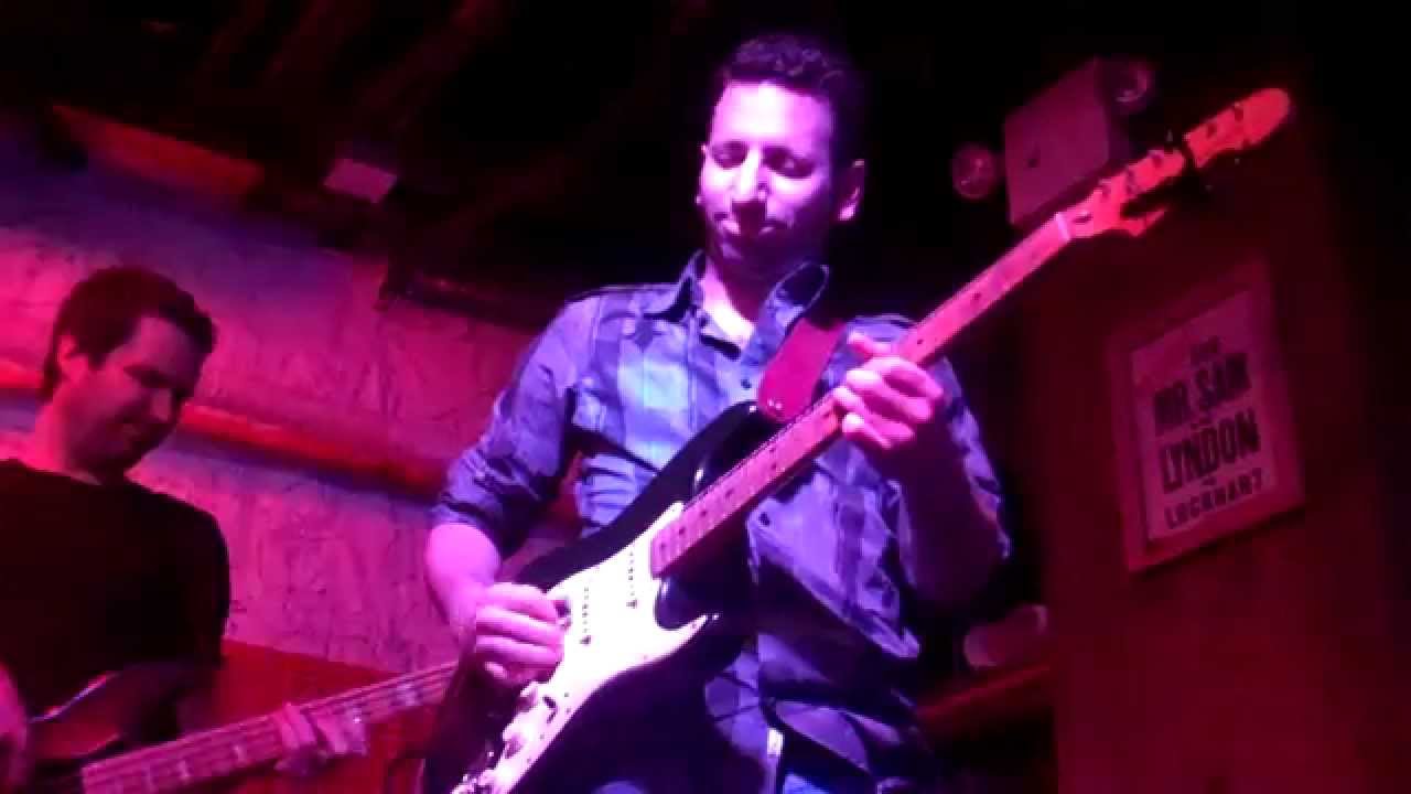 Chris Bergson Band w/guest Greg Gumpel - Staring at the Clock