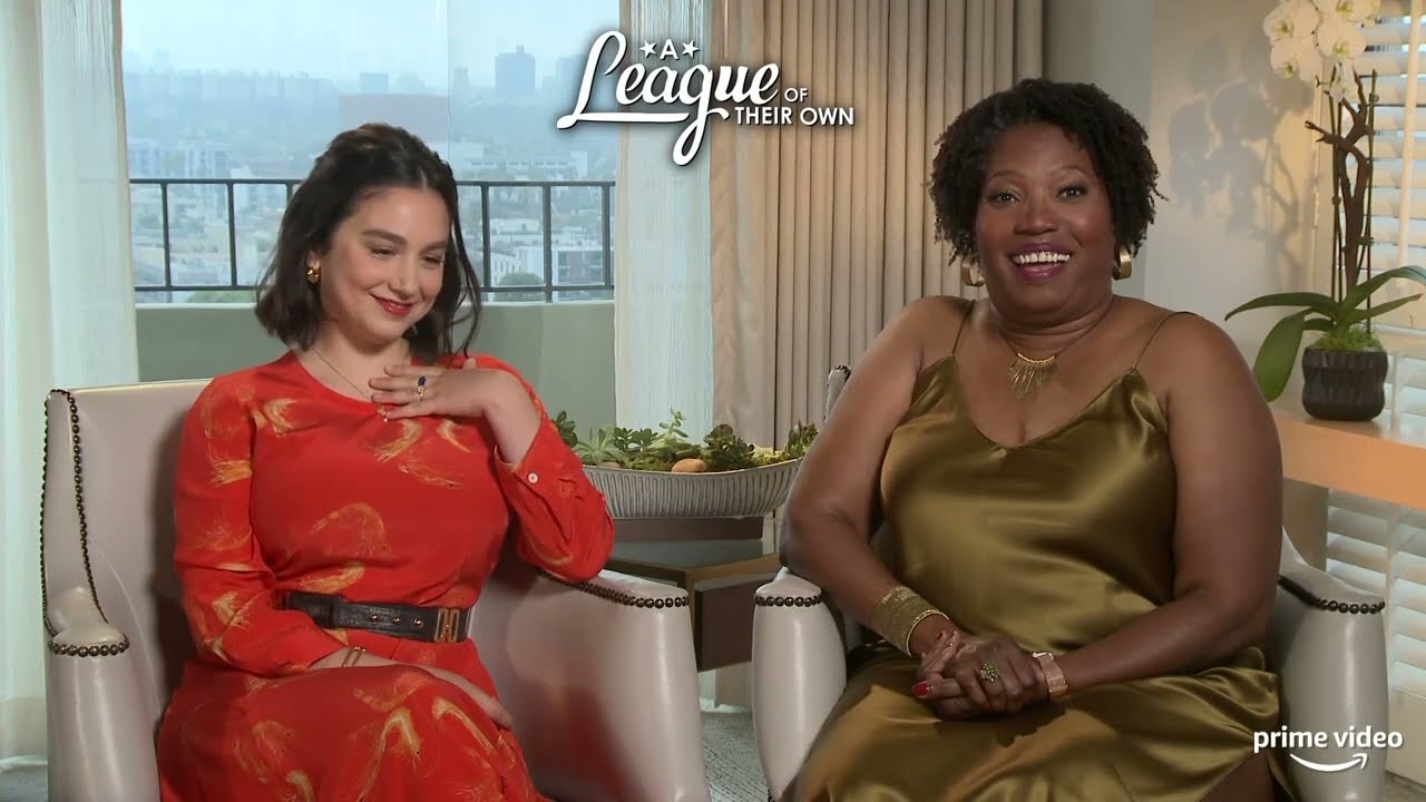 EXCLUSIVE: Molly Ephraim & Saidah Arrika Ekulona Talk Scene Stealers & A League of Their Own