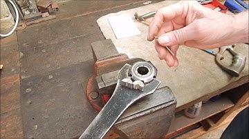 Experimenting with quick and dirty homemade split collets