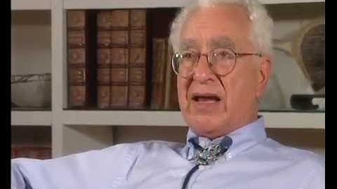 Murray Gell-Mann  - Quantum field theory on the mass shell (43/200)