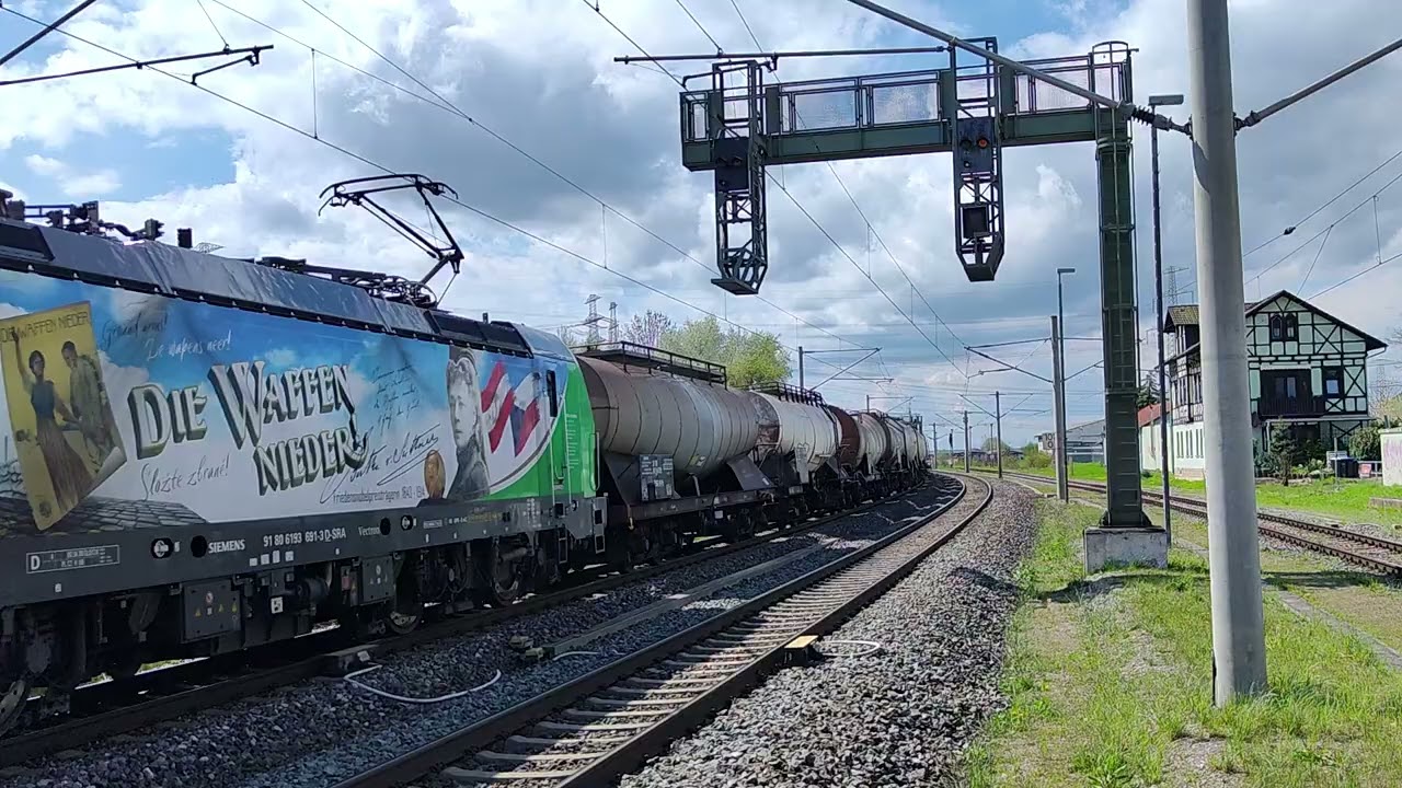 Durchfahrt ELL Vectron "193 192 & 193 691.