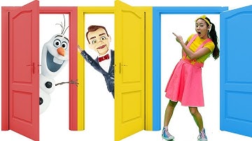 How to Build a Snowman and Find Toys by Playing DIY Box Fort Game | Ellie Sparkles | WildBrain