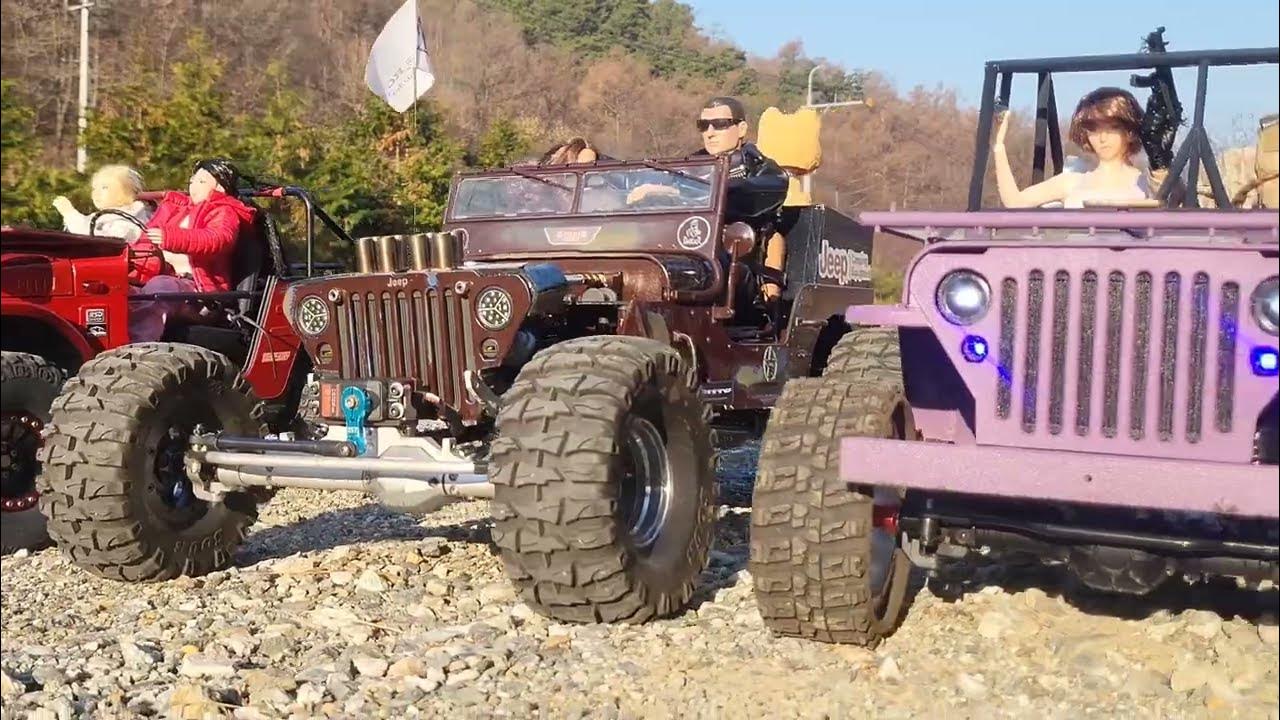 1:6 1941 MB WILLYS JEEP / FMS Suzuki Jimny LJ10 /off-road group driving