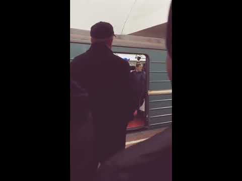 Fight on Metro between CSKA and Spartak / Драка фанатов ЦСКА и Спартака в метро