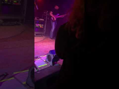 Jon Wolfe- A girl like you (amazing entrance)