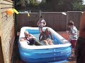 MUM IN POOL.AVI