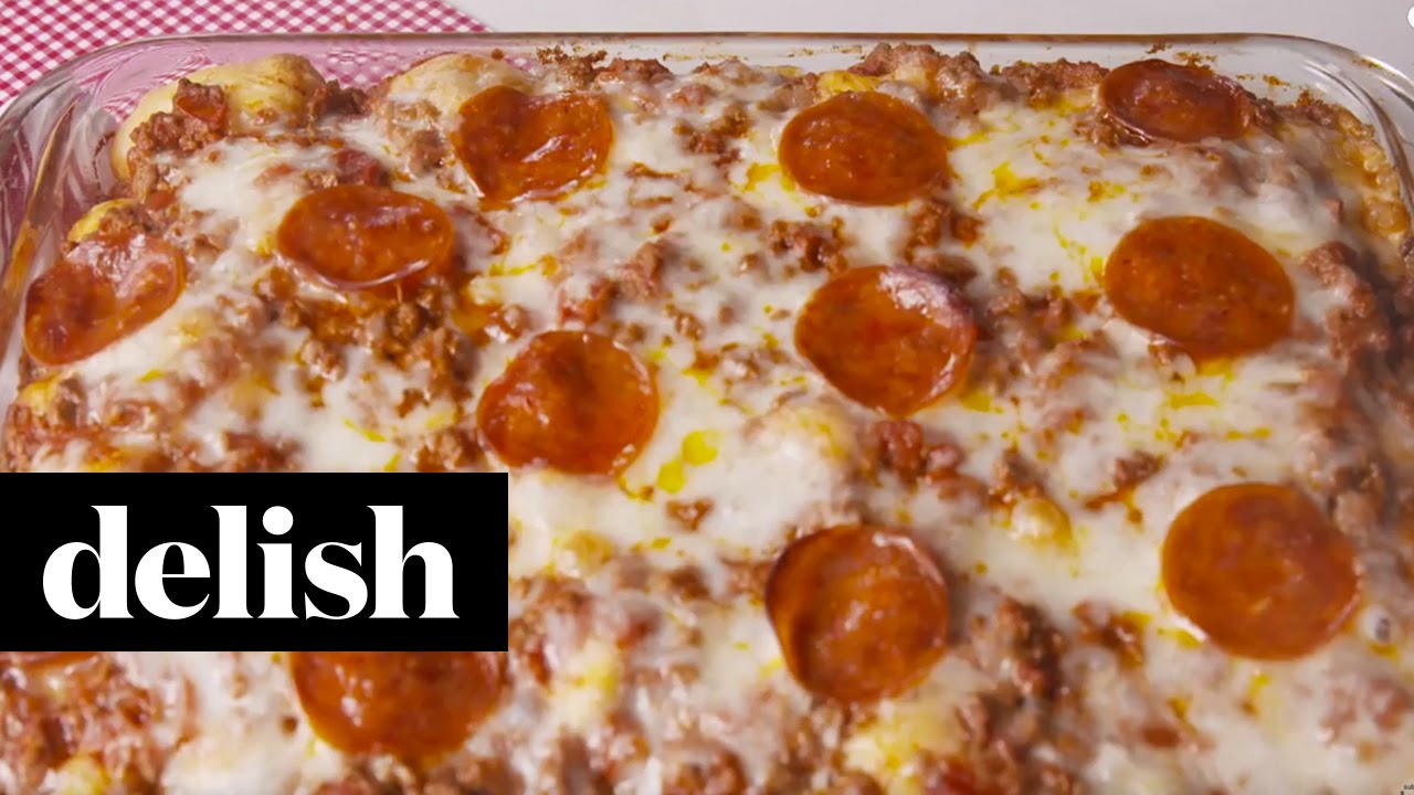 How To Make A Garlic Knot Pizza Bake Delish Youtube