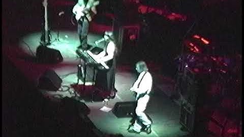 Innocence Mission - (live) Nassau Coliseum Uniondale,Ny 4.27.90