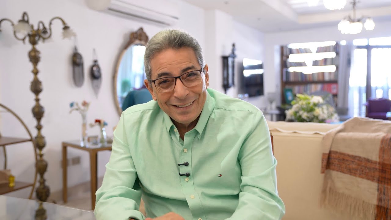 ليه خالد النبوي مواطن صالح بجد!