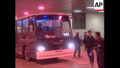 SINGAPORE: ROGUE TRADER LEESON RELEASED FROM PRISON (2)