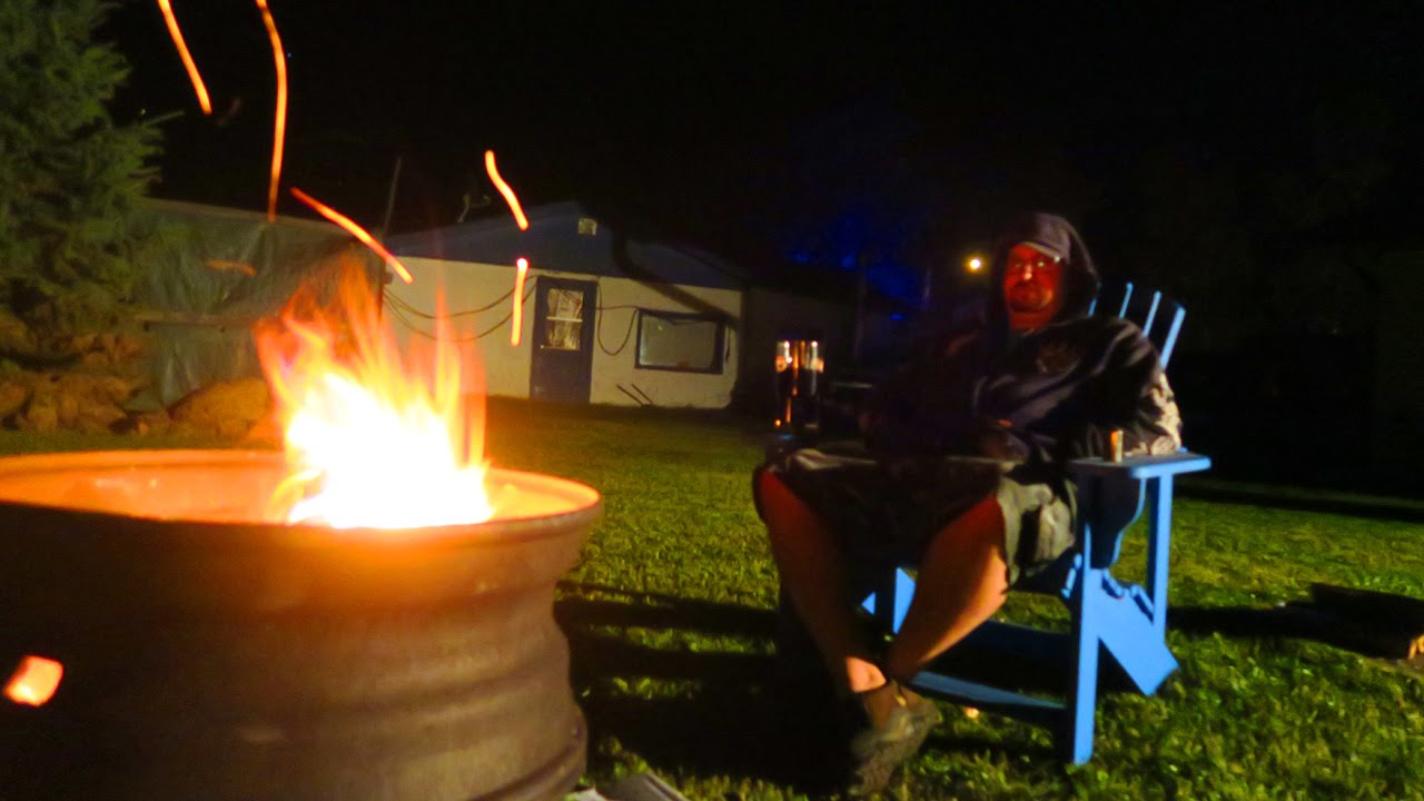 BACKYARD BONFIRE! - #498 - YouTube
