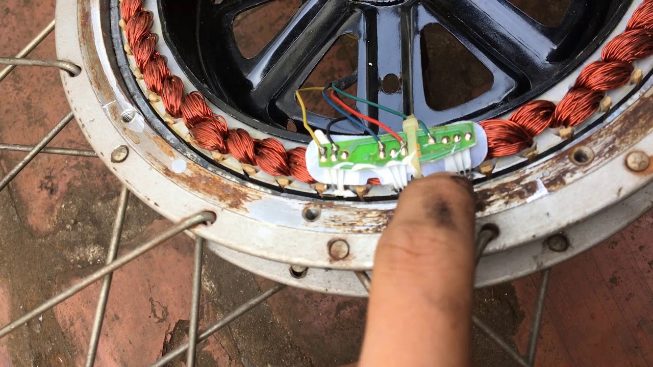 Thay lõi sửa chữa pin xe đạp điện HK bike