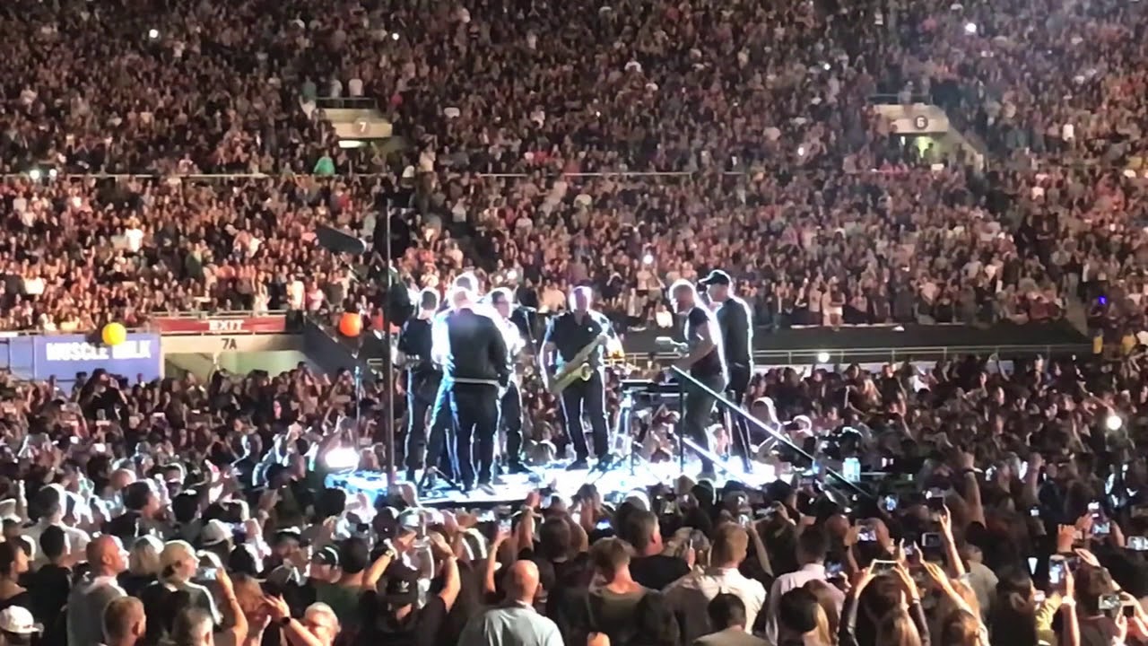 Coldplay James Corden Sing Free Fallin In Tribute To Tom Petty Coldplay james corden sing free fallin in tribute to tom petty