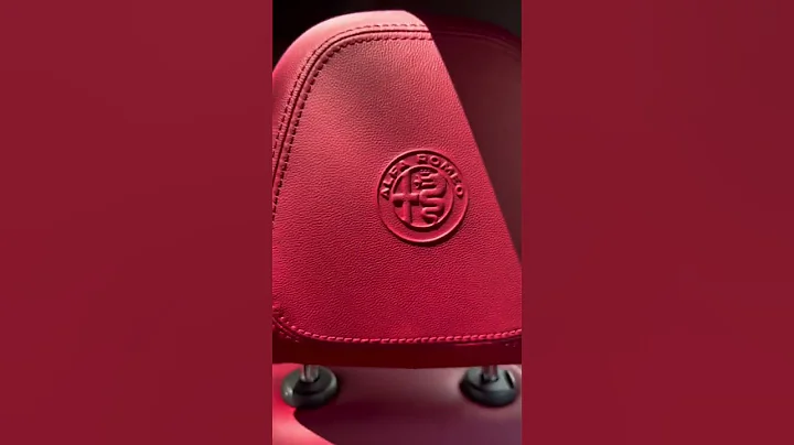 😍❤️‍🔥 2 in 1 Alfa Romeo Giulia and hot girl #short #giulia #alfa #alfaromeo #girl #shorts #car