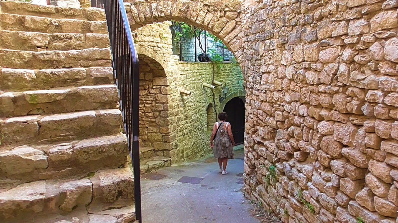 FRANCE Montclus & lavender fields (9 June 2022)