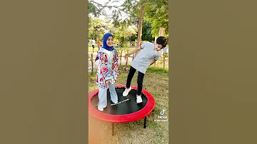المنشد انس سيد والمنشده ريتال احمد عسلات ماشاء الله ربنا يحفظكم ويبارك فيكم 