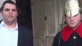 Funny guy makes Royal Guard Laugh at Buckingham Palace | @adam.76