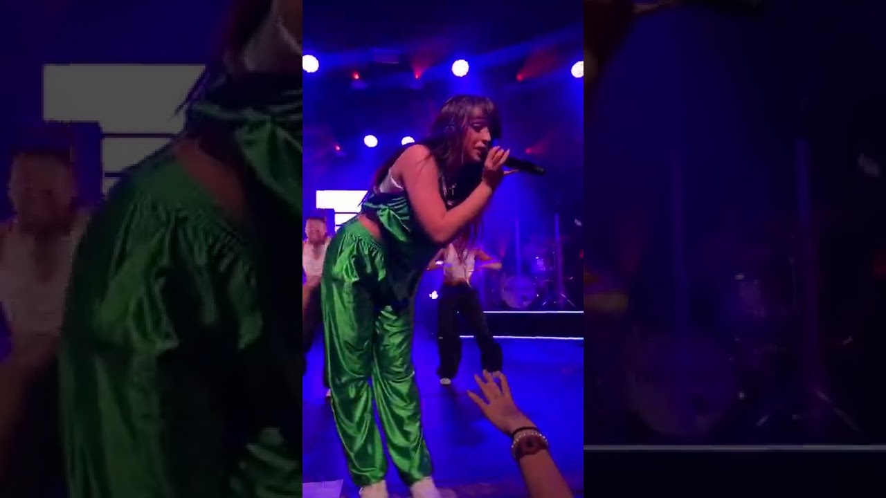 Tate McRae - You Broke Me First Live @ Trix Antwerp