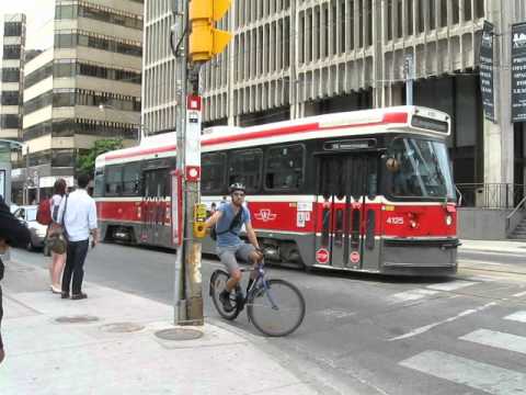 TTC - Hawker-Siddeley/UTDC CLRV #4125, #4145 at Dundas and University ...