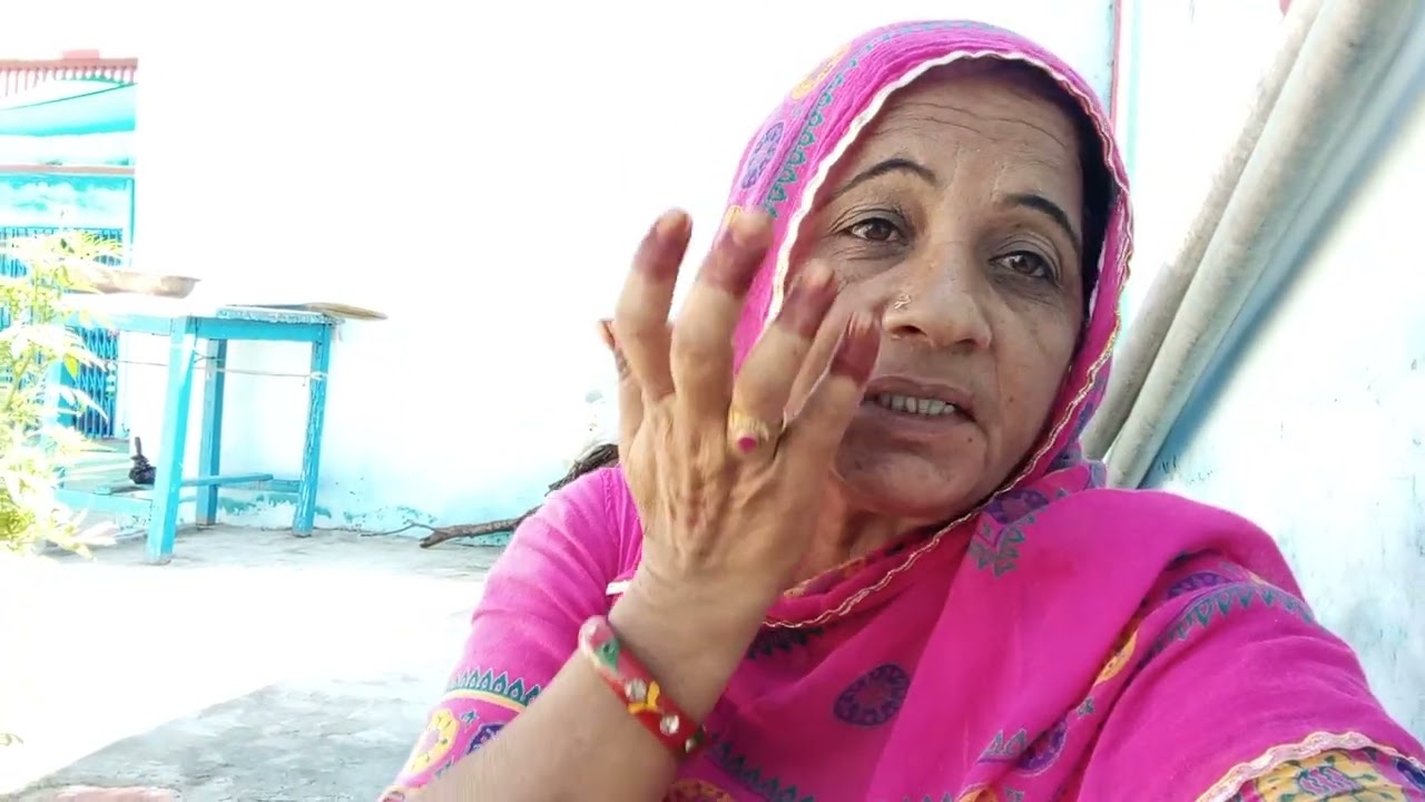 सास है वह भी अपनी। मा। है समझना।  चाहिए