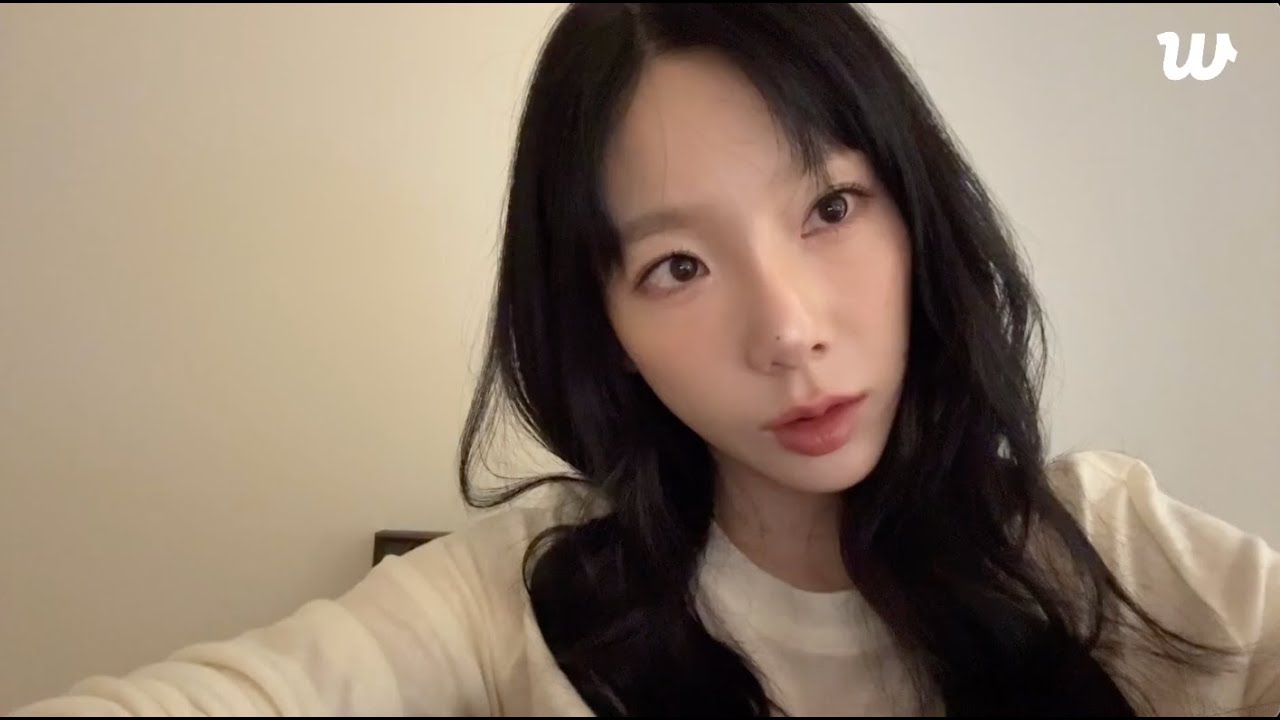 Taeyeon 태연 Weverse Live 241130 첫