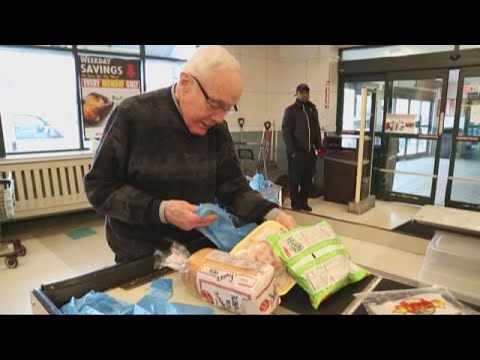 Grocery stores a family business for Northeast Ohio landmark
