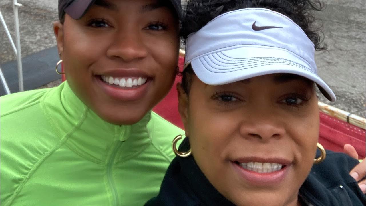 Mia & Anastasia’s 2021 STL Turkey Trot Thanksgiving YouTube