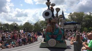Disney Parade HD April 2016