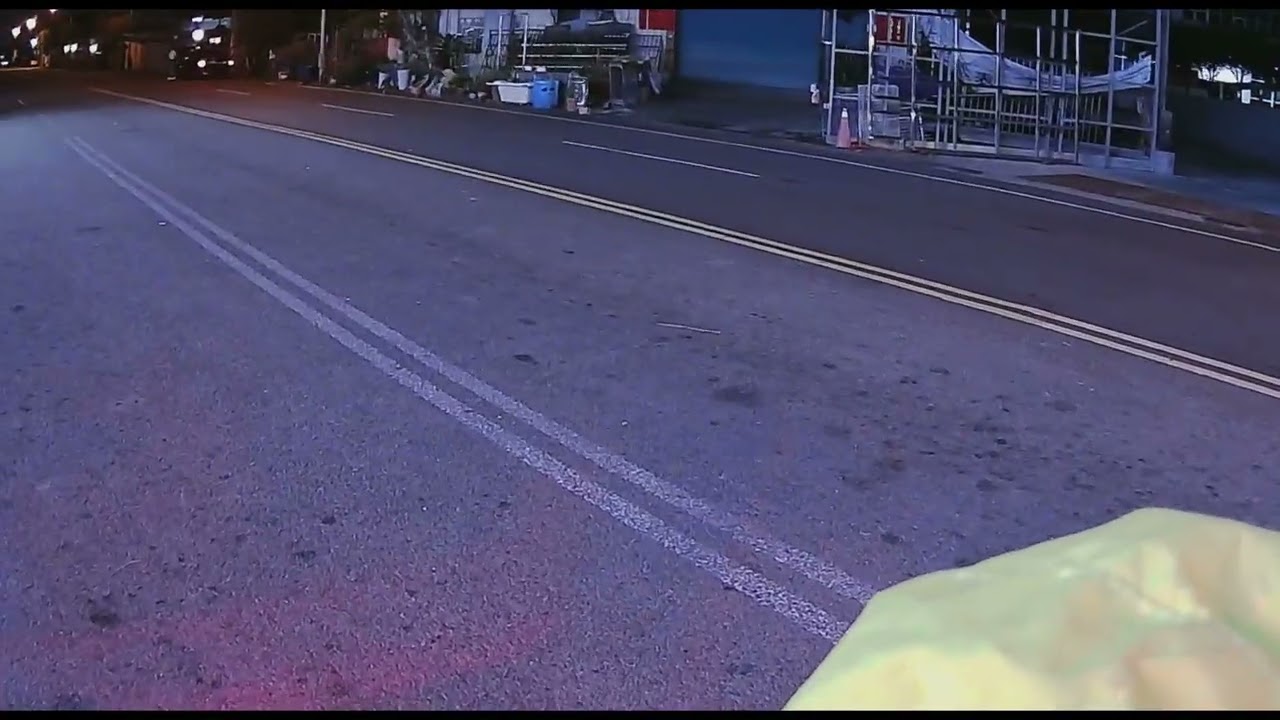 屏東市和生路三段經和生路二段機車車速非常快開超強白光遠燈