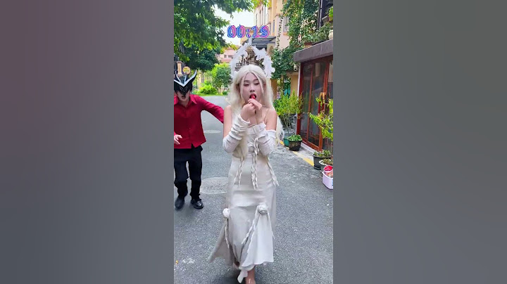 The clown got a magical mask #clown #angel