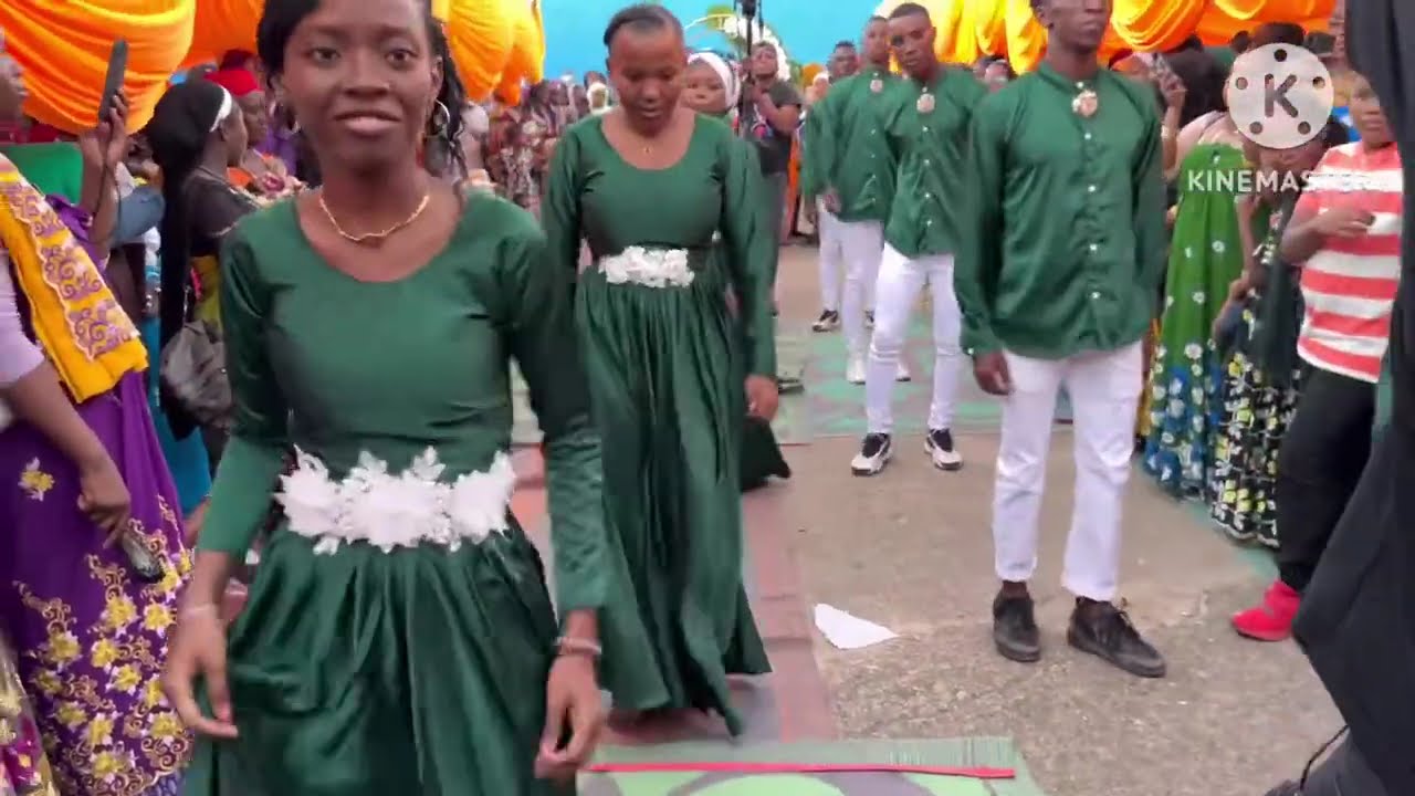 Chorégraphie entrée manzaraka #12 (Windza Sifa de Dembeni)