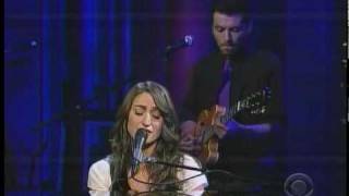 Sara Bareilles - 'Bottle it up' Live on David Letterman