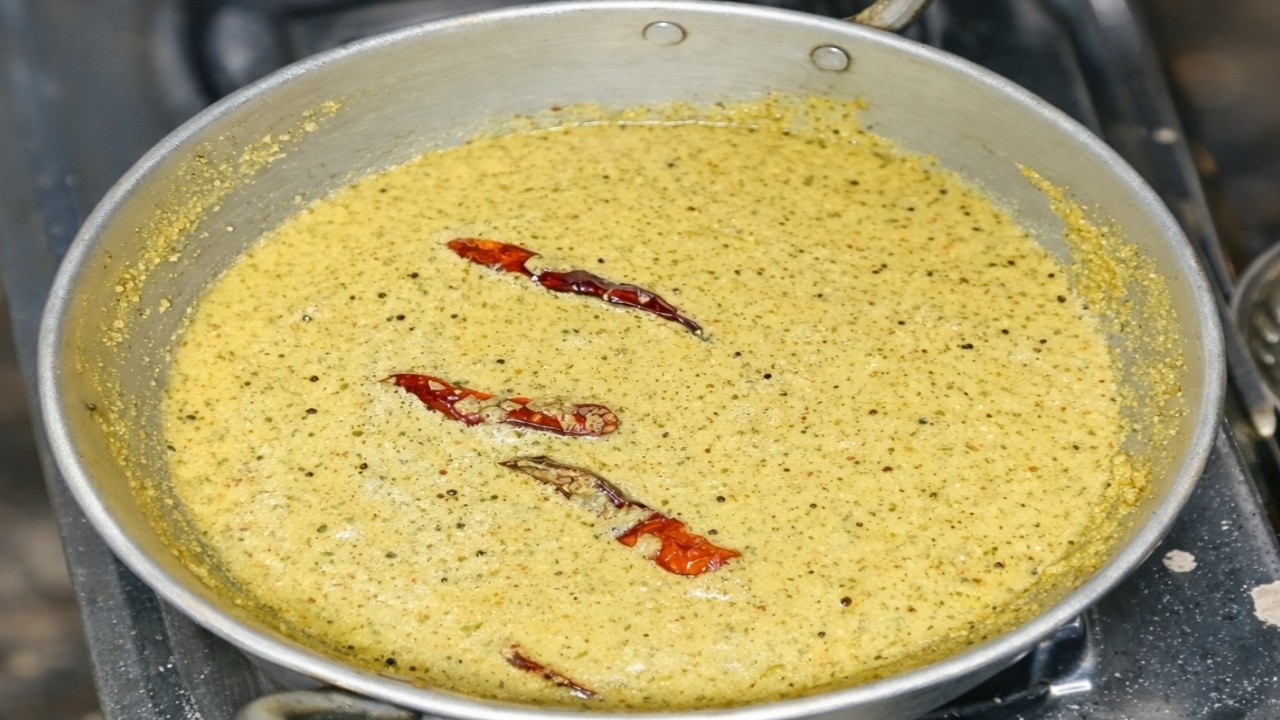 ಹೋಟೆಲ್ ಸ್ಟೈಲ್ ದನಿಯಾ ಸೊಪ್ಪಿನ ಚಟ್ನಿ | ಇಡ್ಲಿ ದೋಸೆ ಚಪಾತಿಗೆ ಸೂಪರ್ ಟೇಸ್ಟ್ Coriander Chutney Recipe