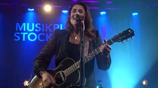 Jill And The Johnsons It Only Took A Minute For My Country To Love Country Stockholm Studio4 Radiohu