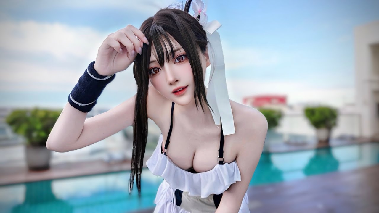 【激暑】コスプレイヤーの真夏のプール撮影は大変です……【FF7】