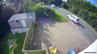 Delivery driver filmed "throwing" 16kg mini fridge over customer's gate Profile