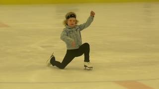 Laudán Léna Korcsolya