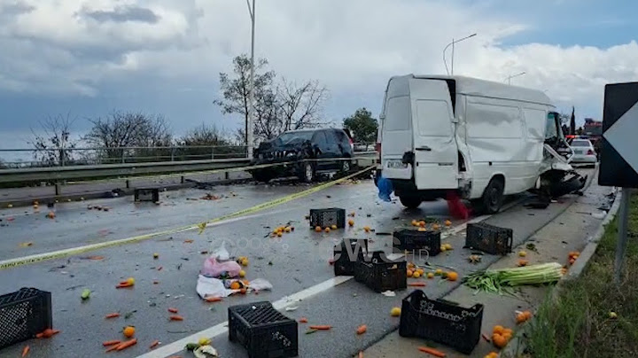 Aksident në aksin Pogradec-Lin, 6 të plagosur, dy në gjendje të rëndë ( Pamje pa koment )