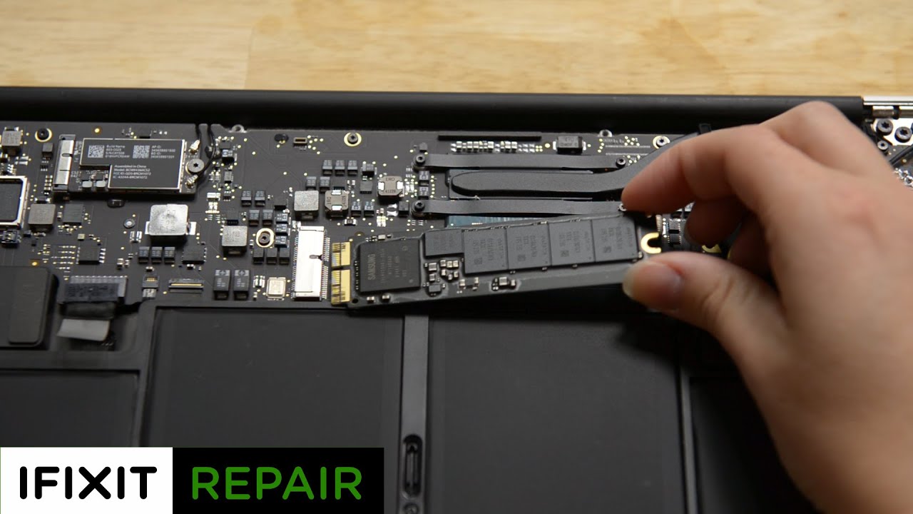milits låg rille How To: Replace the SSD in your MacBook Air 13" (Early 2015) - YouTube