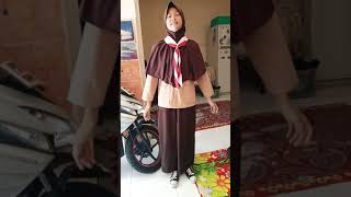 Raihany Hasanah Syahkls.6Bno.absen 26Sdn Rbu 15 Pagi. Menyanyikan Lagu Maju Tak Gentar