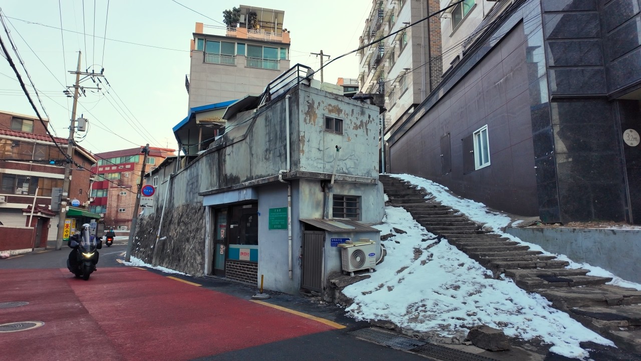 Зимняя прогулка вокруг станций Борамаэ, Сандо-дон и Чансынбэги | Пешеходная экскурсия по Сеулу | 4K