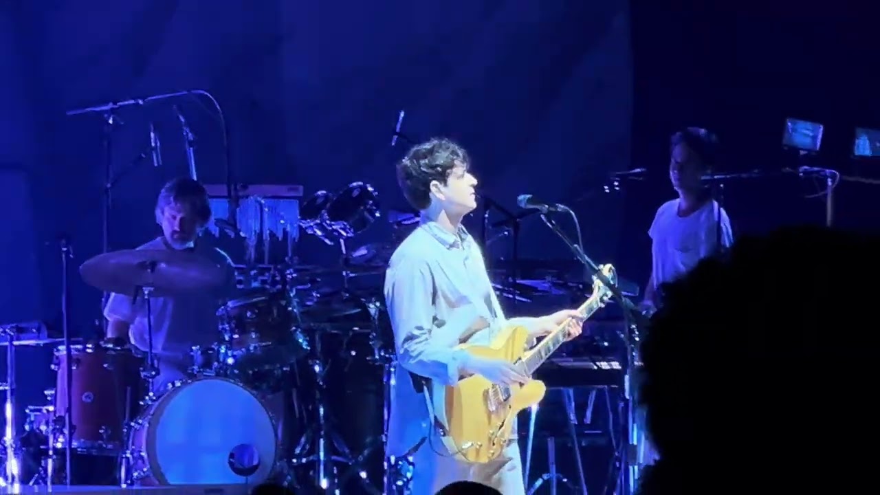 Vampire Weekend Gen X Cops LIVE in Philadelphia