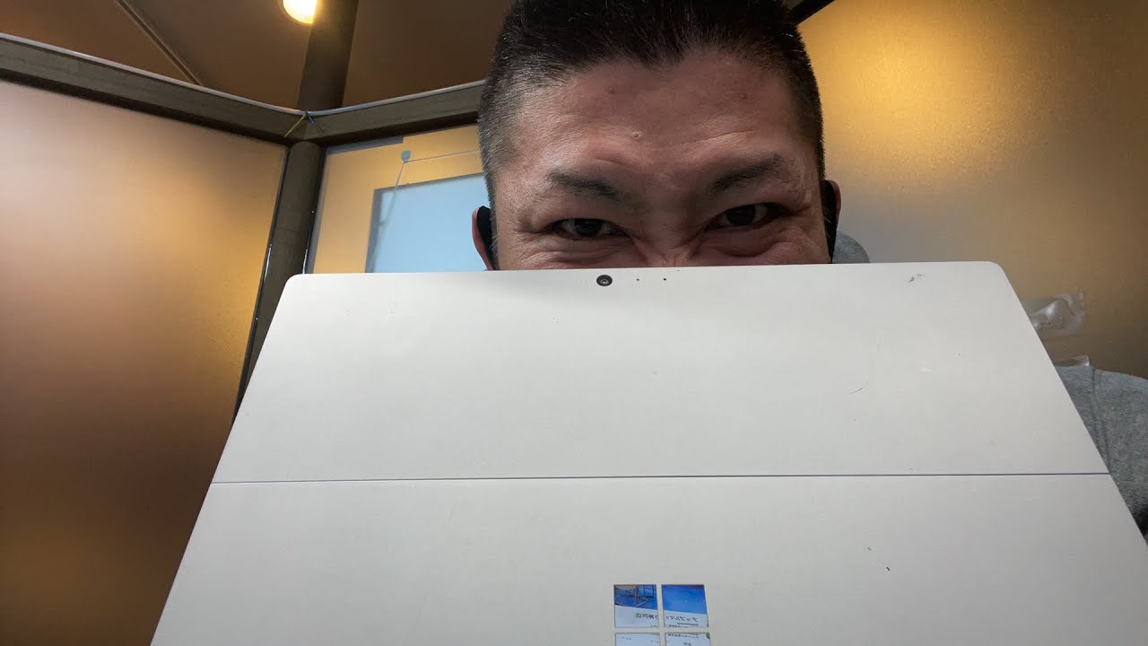 大阪淀屋橋 Surface Pro 5 起動しないバッテリー交換修理 - YouTube