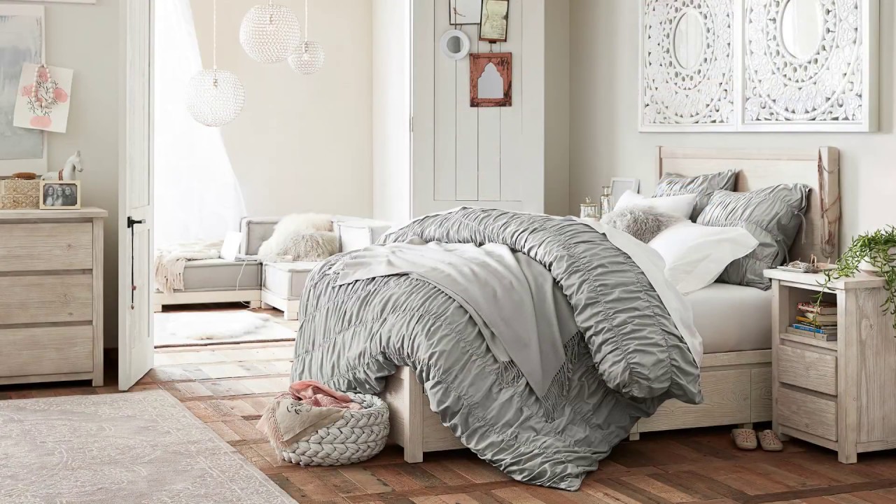 pottery barn teens bed