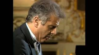 Download Lagu Barenboim Plays Mozart's Sonata No. 2 In F Major K. 280 MP3